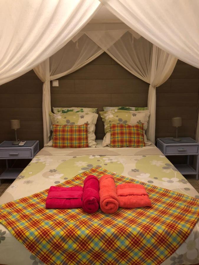 Location Gite Bungalow A 70M De La Plage Буйант Экстерьер фото